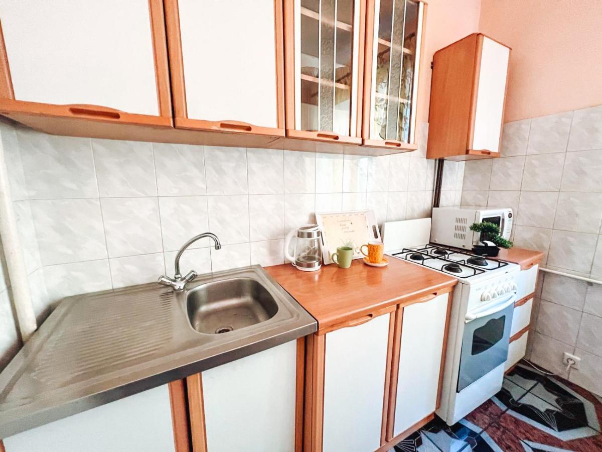 1-Room Apartments Kiev City Center Екстериор снимка