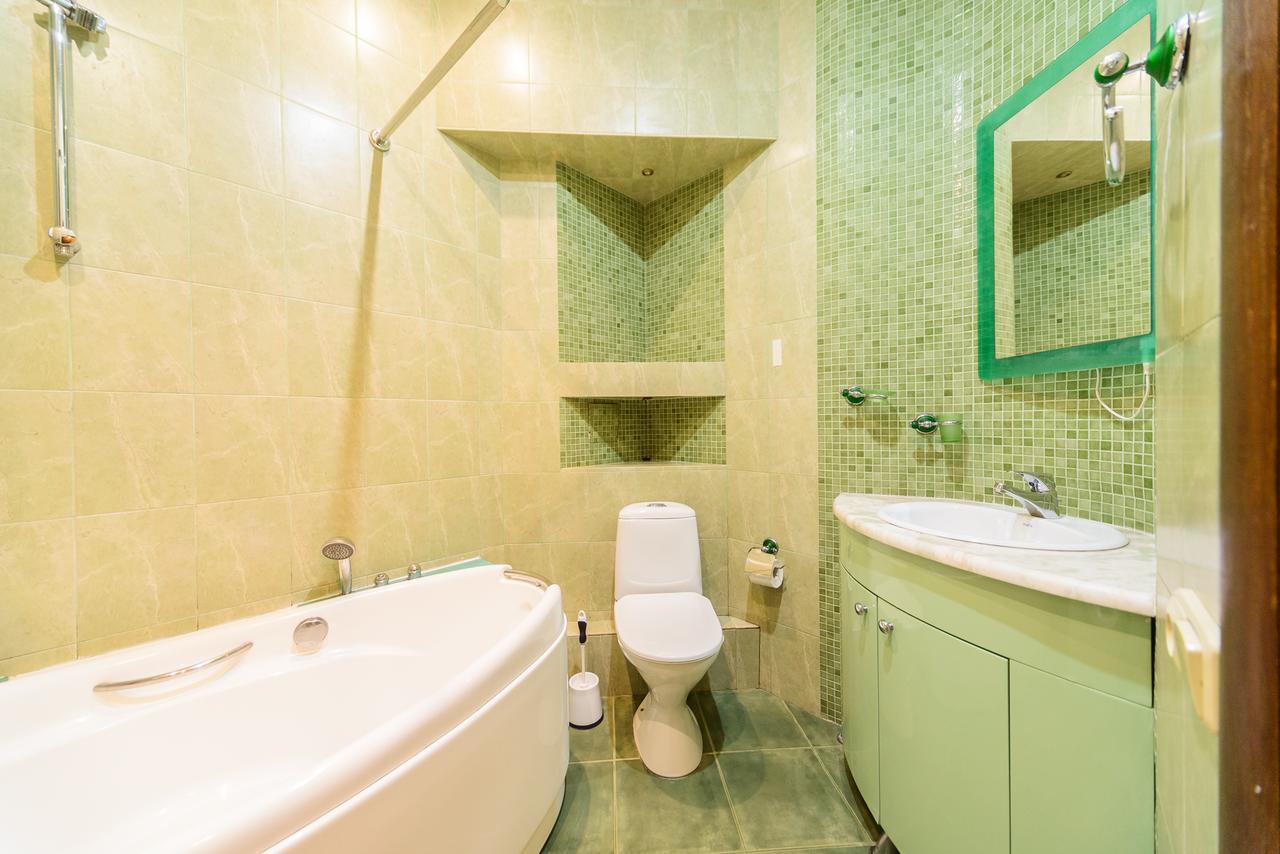 1-Room Apartments Kiev City Center Екстериор снимка